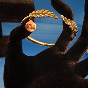 Kinsley Armelle Laurel Leaf Bracelet